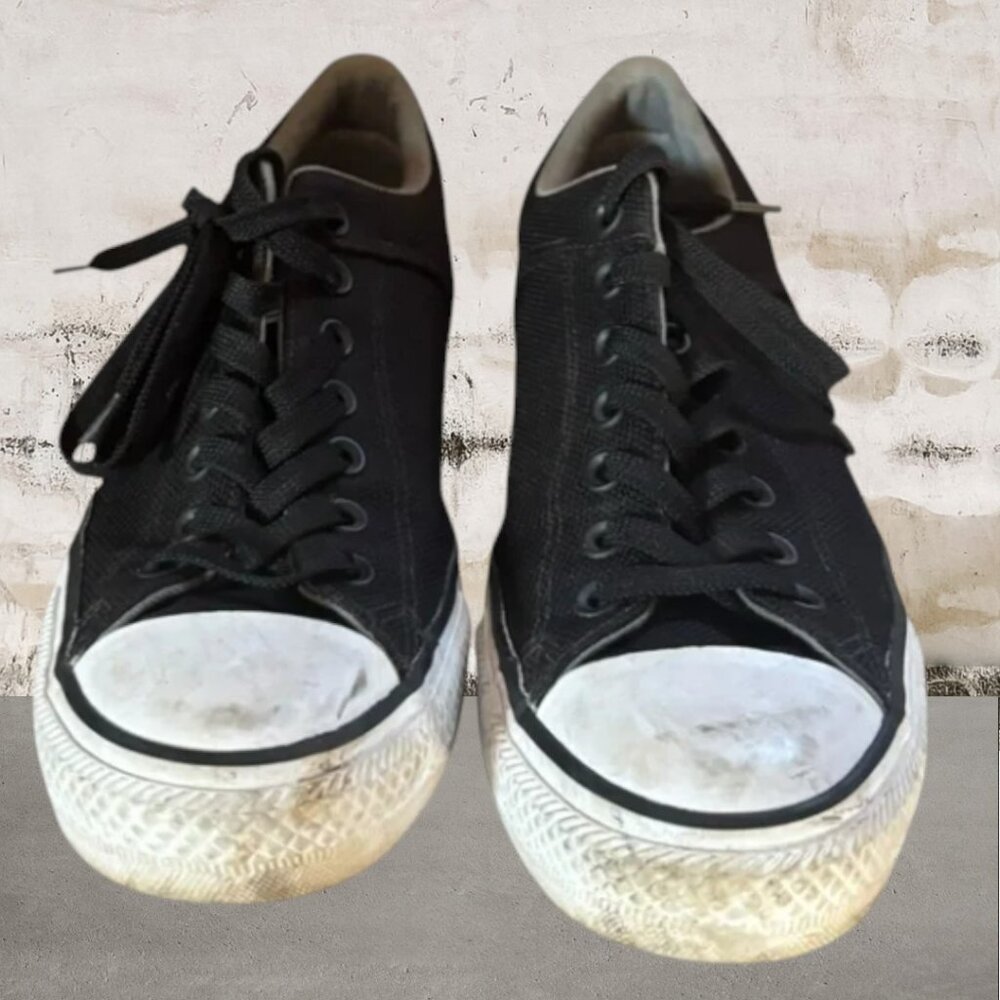 Converse Men's Black Low-Top All Star Sneakers Size 8.5